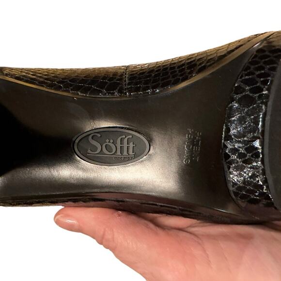 Sofft Women’s Black Leather Snakeskin Print Pumps with small Platform Size 9 - Picture 9 of 12